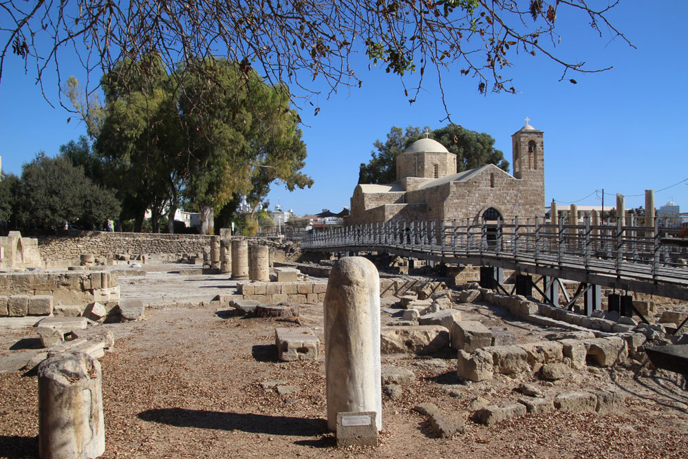 Vor der Paulussäule, Paphos