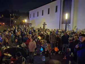 Abschluss vor der Kirche St. Michael