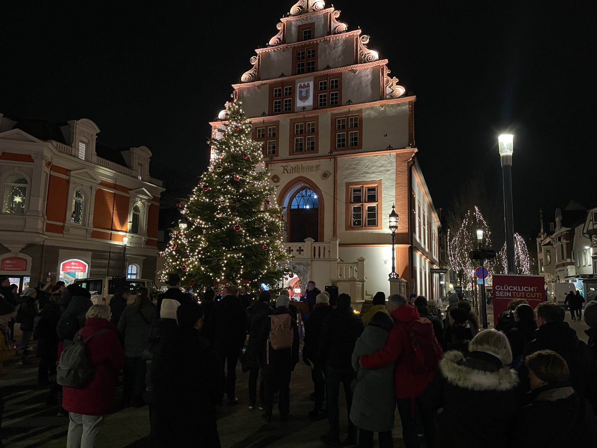 Verteilaktion bei der „Auszeit im Advent“
